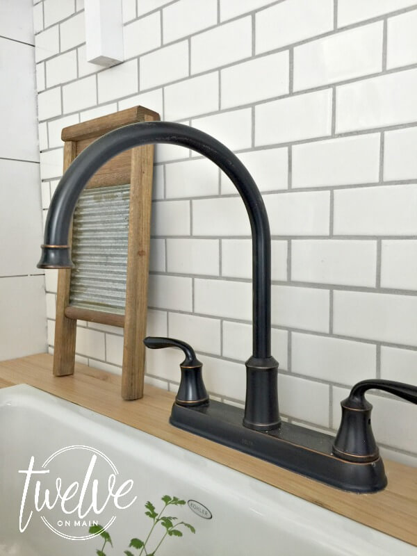 This farmhouse laundry room makeover is amazing! Go check out this One Room Challenge room reveal. This farmhouse laundry room makeover is amazing! Go check out this One Room Challenge room reveal.