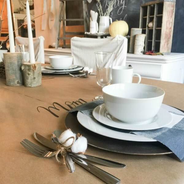 Wow, I love this farmhouse style fall tablescape! Wow, I love this farmhouse style fall tablescape!