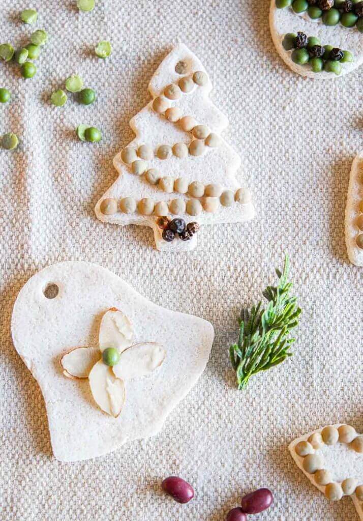 This salt sough recipe is perfect and makes it so easy to make salt dough ornaments for your Christmad tree or Christmas decor.