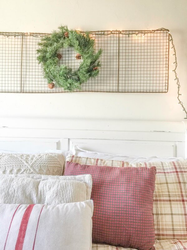 farmhouse-christmas-home-tour-2-14