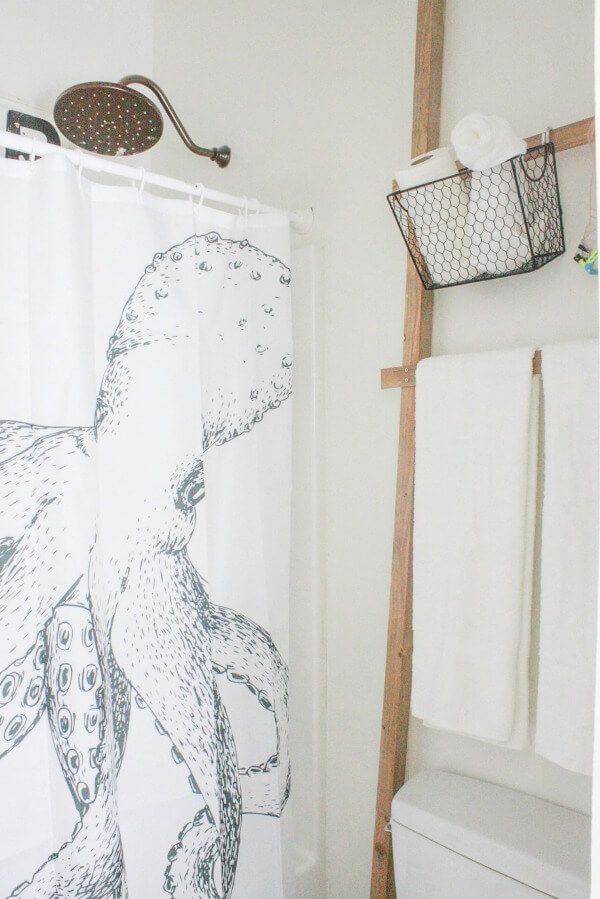 I love the combination of whimsy and rustic in this amazing budget friendly bathroom makeover! | Twelveonmain.com I love the combination of whimsy and rustic in this amazing budget friendly bathroom makeover! | Twelveonmain.com