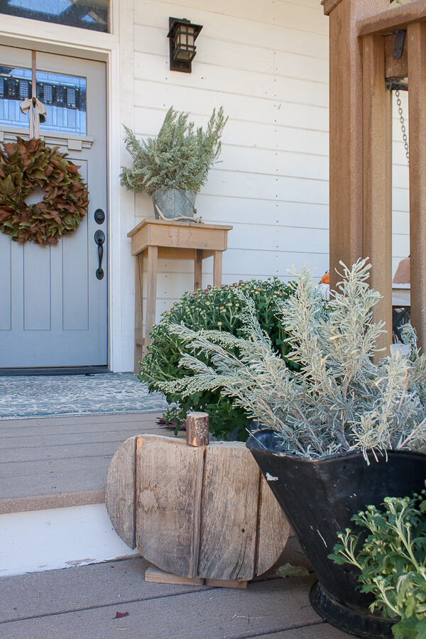 Porch and Entryway Fall Decor to Make You Swoon - Twelve On Main