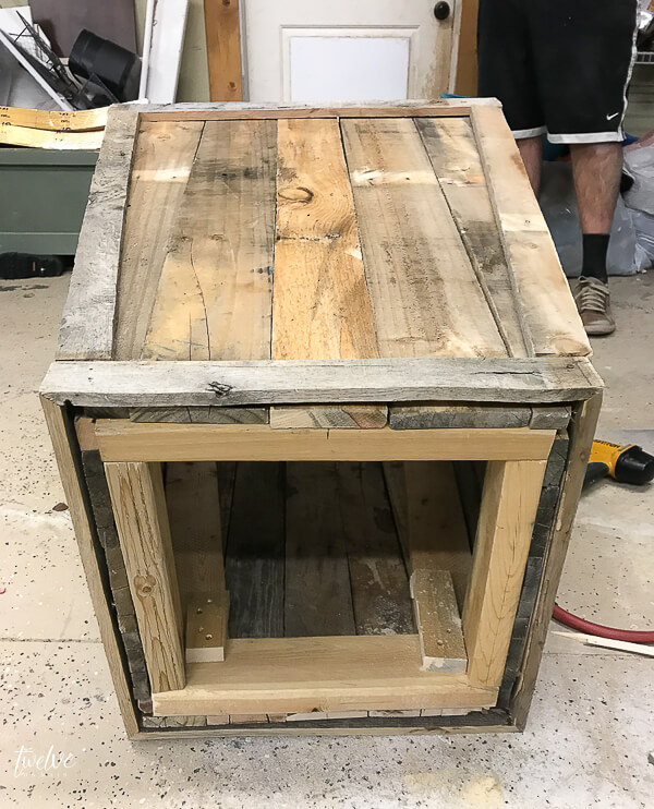 Step by step tutorial on how to make a pallet planter