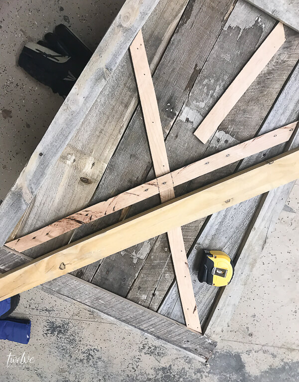 How to make pallet planter boxes!