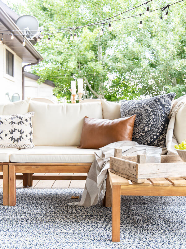 Mid Century Farmhouse Outdoor Decor Ideas With A Boho ...