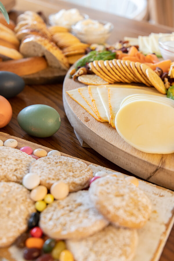 Make this spring brunch charcuterie board for your next get together. Make this an Easter brunch meal for everyone!