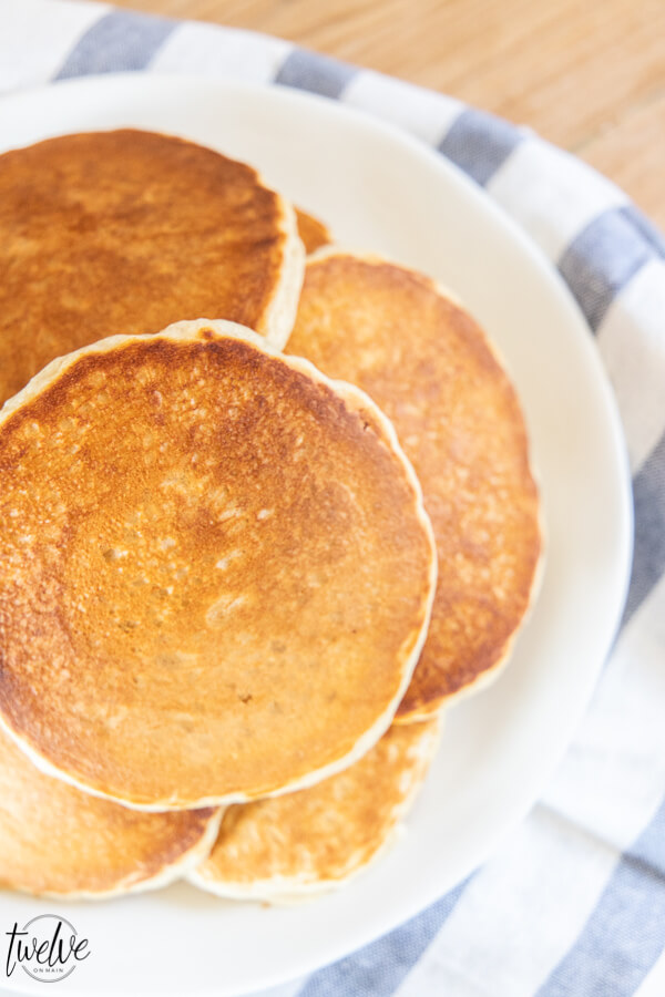 Sourdough discard pancakes