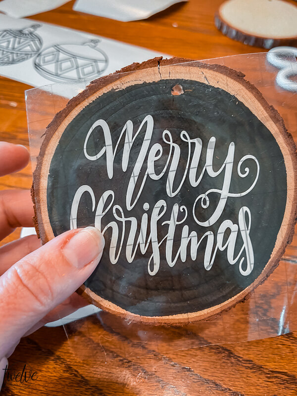 How to make wood round Christmas ornaments