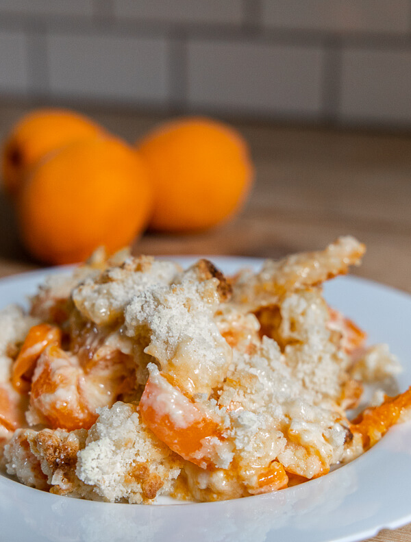 Fresh Cheesecake Apricot Cobbler