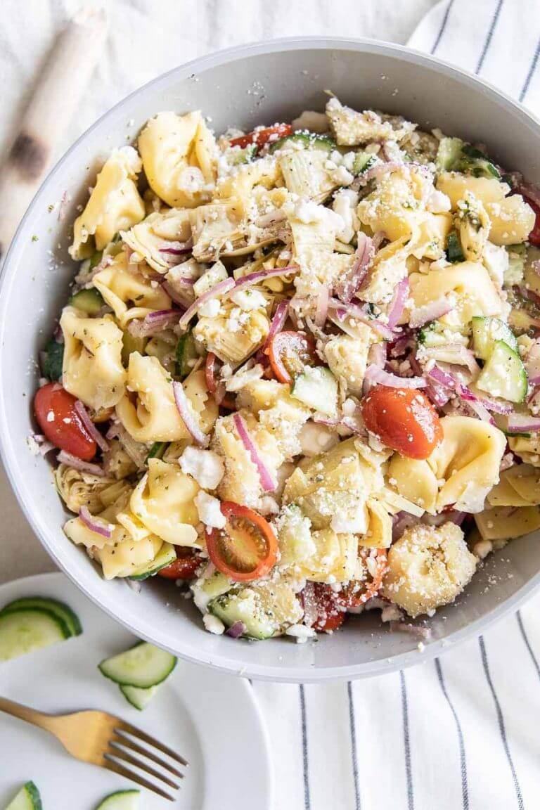 The Best Greek Tortellini Pasta Salad