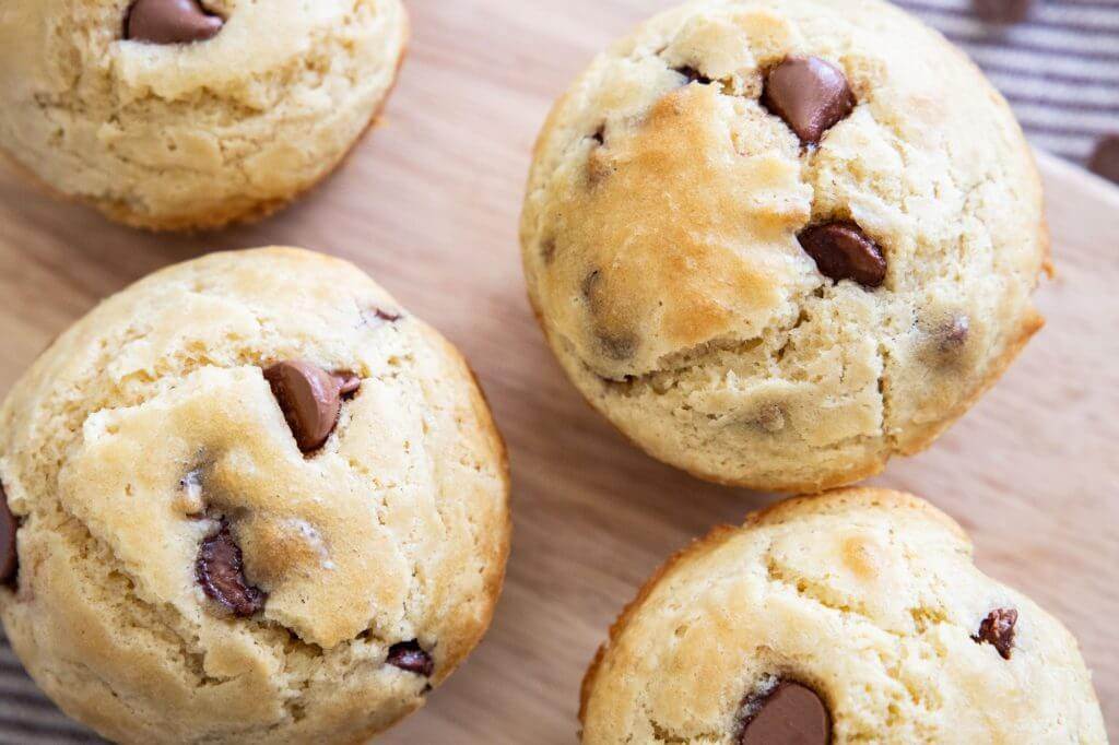 Easy to make sourdough discard chocolate chip muffins! Enjoy these light and fluffy muffins with an amazing flavor of sourdough and chocolate With the use of the sourdough discard you can gain some of the healthy benefits and also the flavor! The sweetness of the chocolate chips are the perfect balance!
