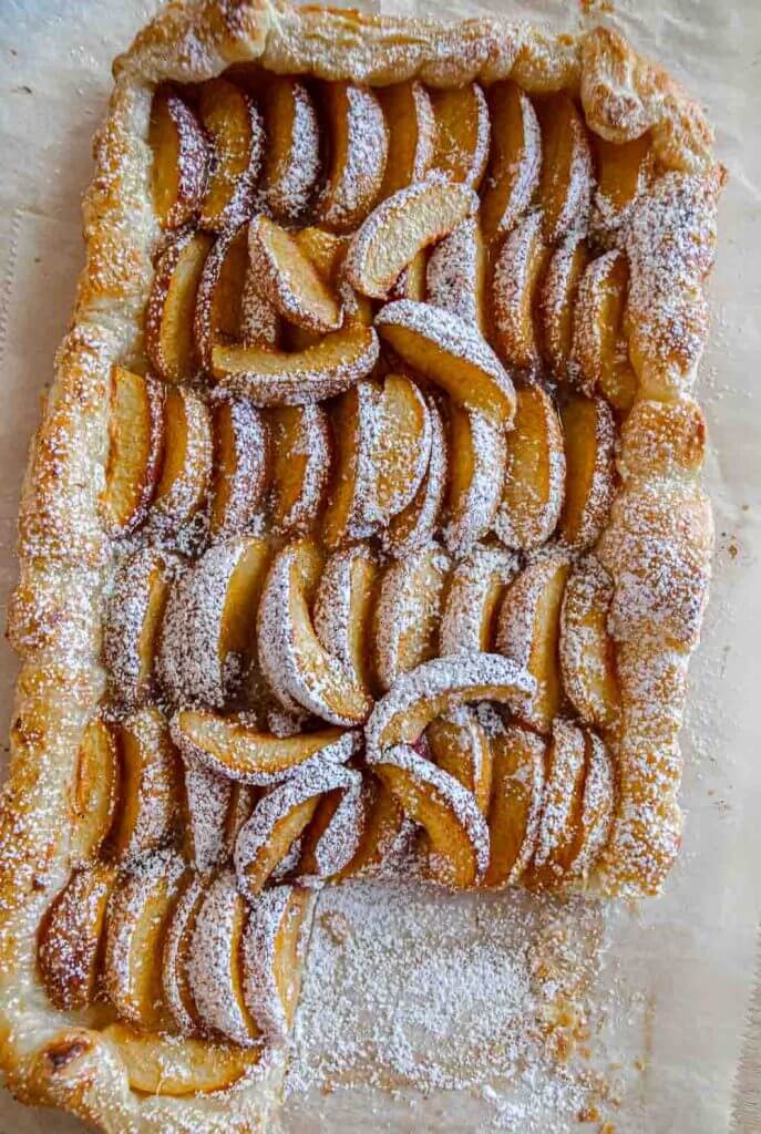 Make this easy peach tart using puff pastry ASAP! This peach puff pastry dessert is the perfect balance of sweet, buttery, tart goodness!