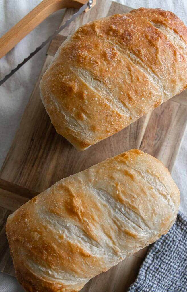 Make this amazingly easy true sourdough sandwich bread. This sandwich bread is flight, fluffy and so soft. Its flavor is amazing.
