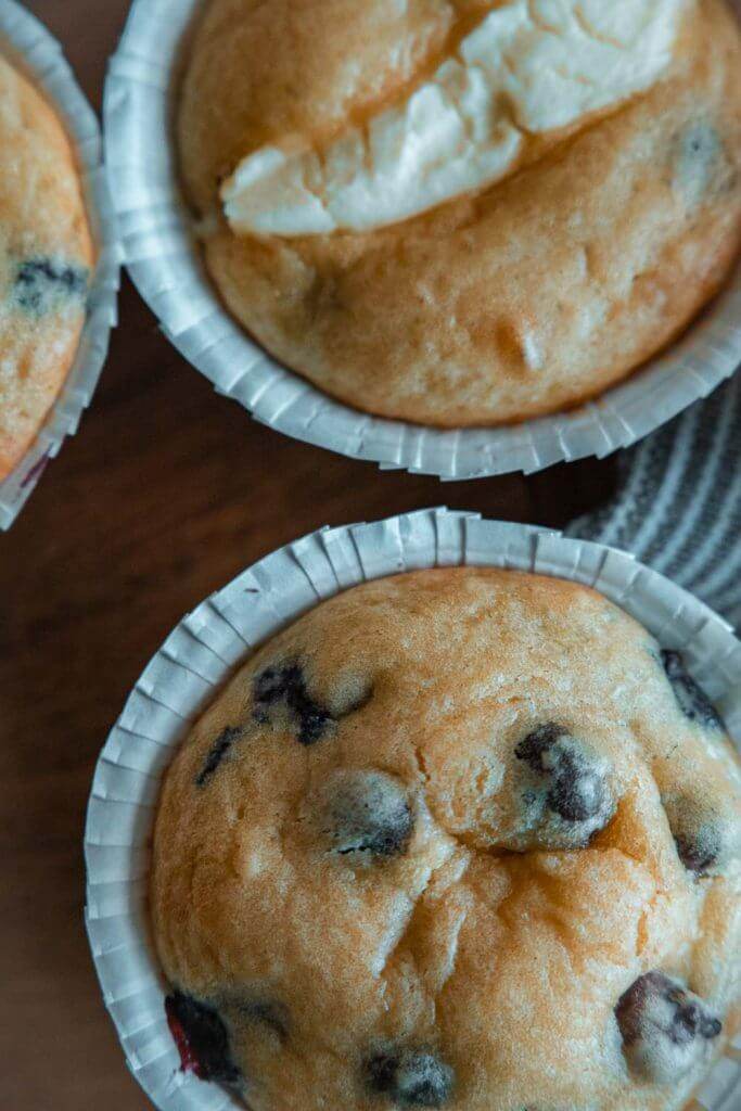 Make these amazing blueberry sourdough discard muffins with that extra sourdough discard! These are soft, flavorful and the perfect treat.