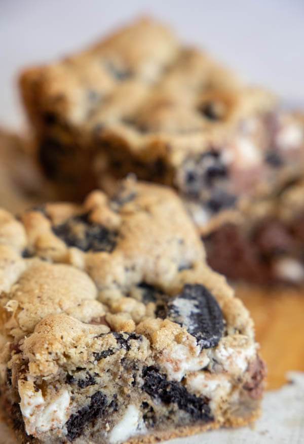 Incredible Oreo Blondies